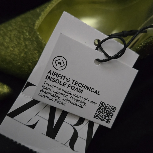 NWT Zara Wickedly Good Sparkling Green Heels - Picture 3 of 14
